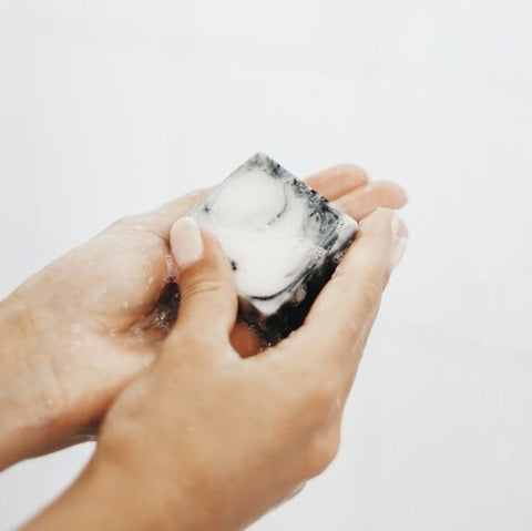 Săpun natural facial cu unt de Shea și ulei de Cocos