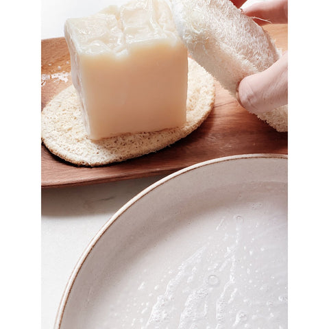 Suport pentru săpun din luffa