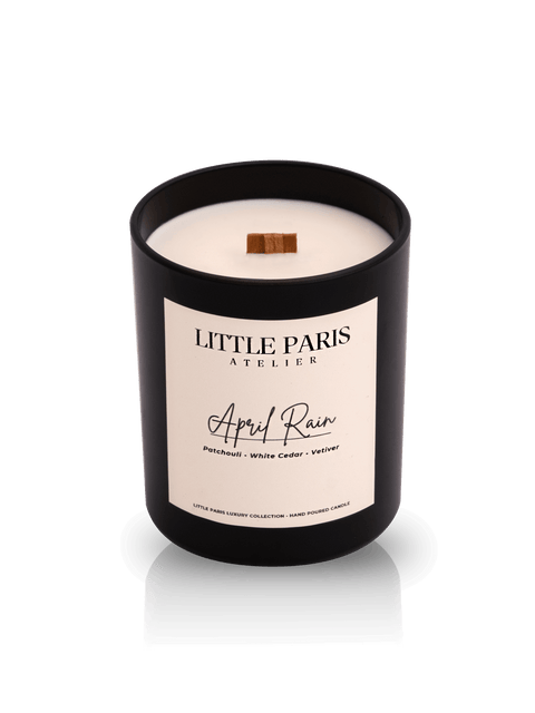 Lumânare parfumată April rain - Vetiver • Pachouli • Lemn de cedar