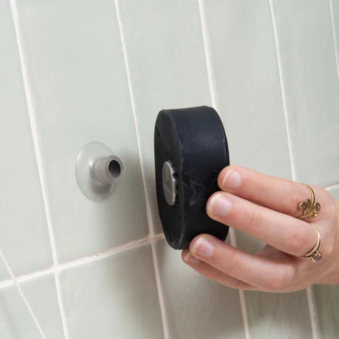 Suport magnetic minimalist pentru săpun